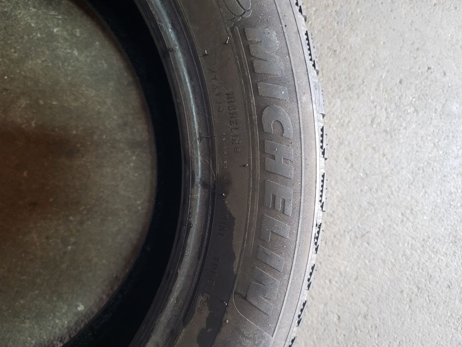 4 anvelope 205 55 R 17 Michelin iarna