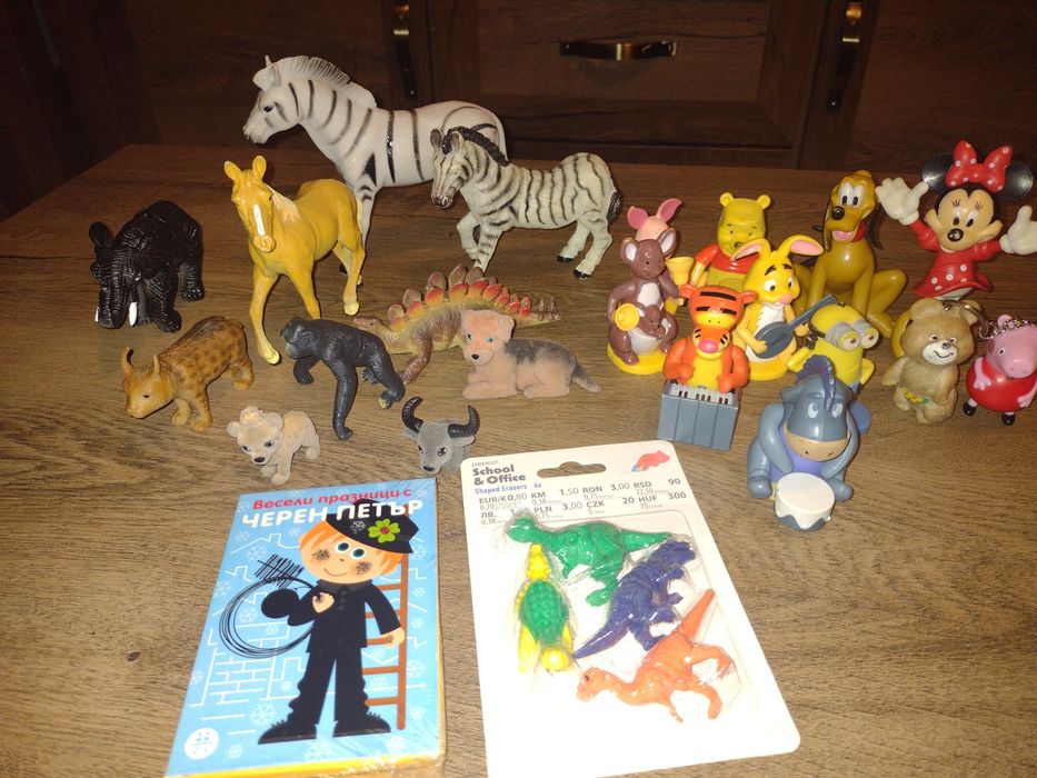 Детски забавни фигурки с животни 27 бр и карти Черен Петър.оя комплект