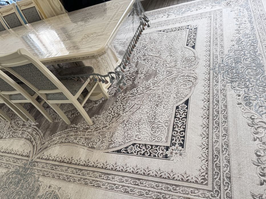 Продам премиум ковер для зала