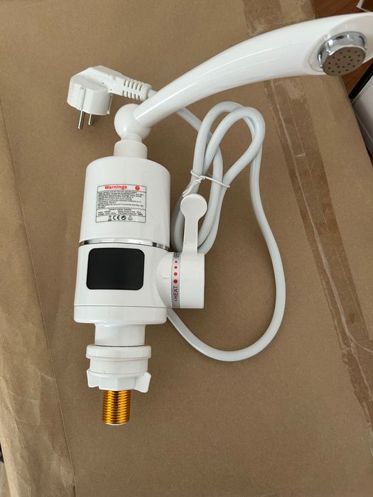 Instant electric pentru apa calda 3000 W