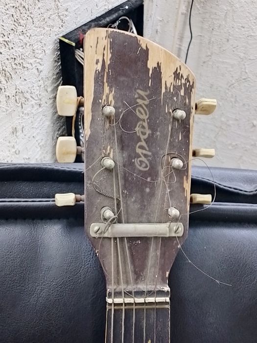 Българска китара Орфей Пловдив