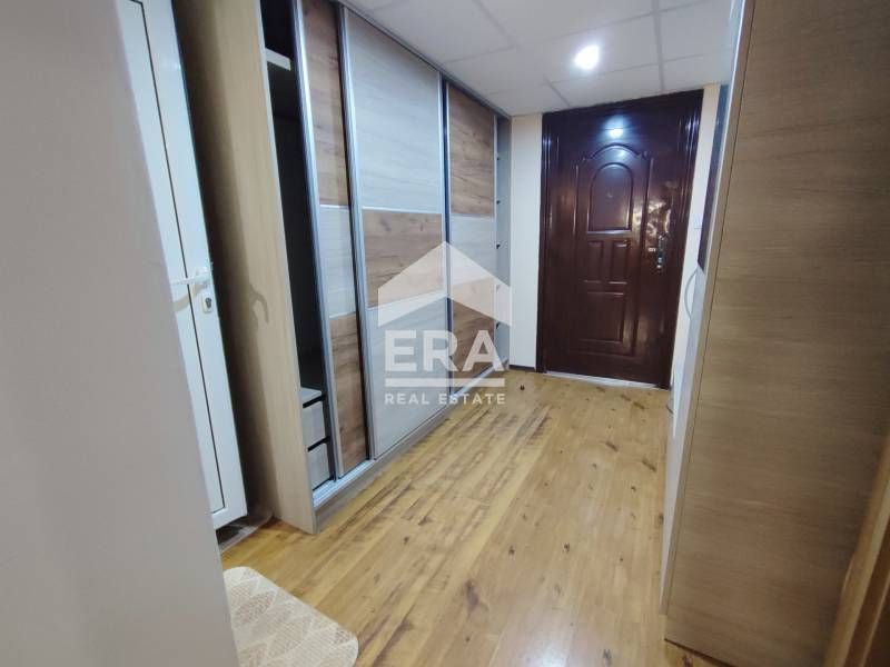 Дава се под наем Двустаен апартамент в Варна, Левски - 66 кв.м за 333 € - Снимка #11