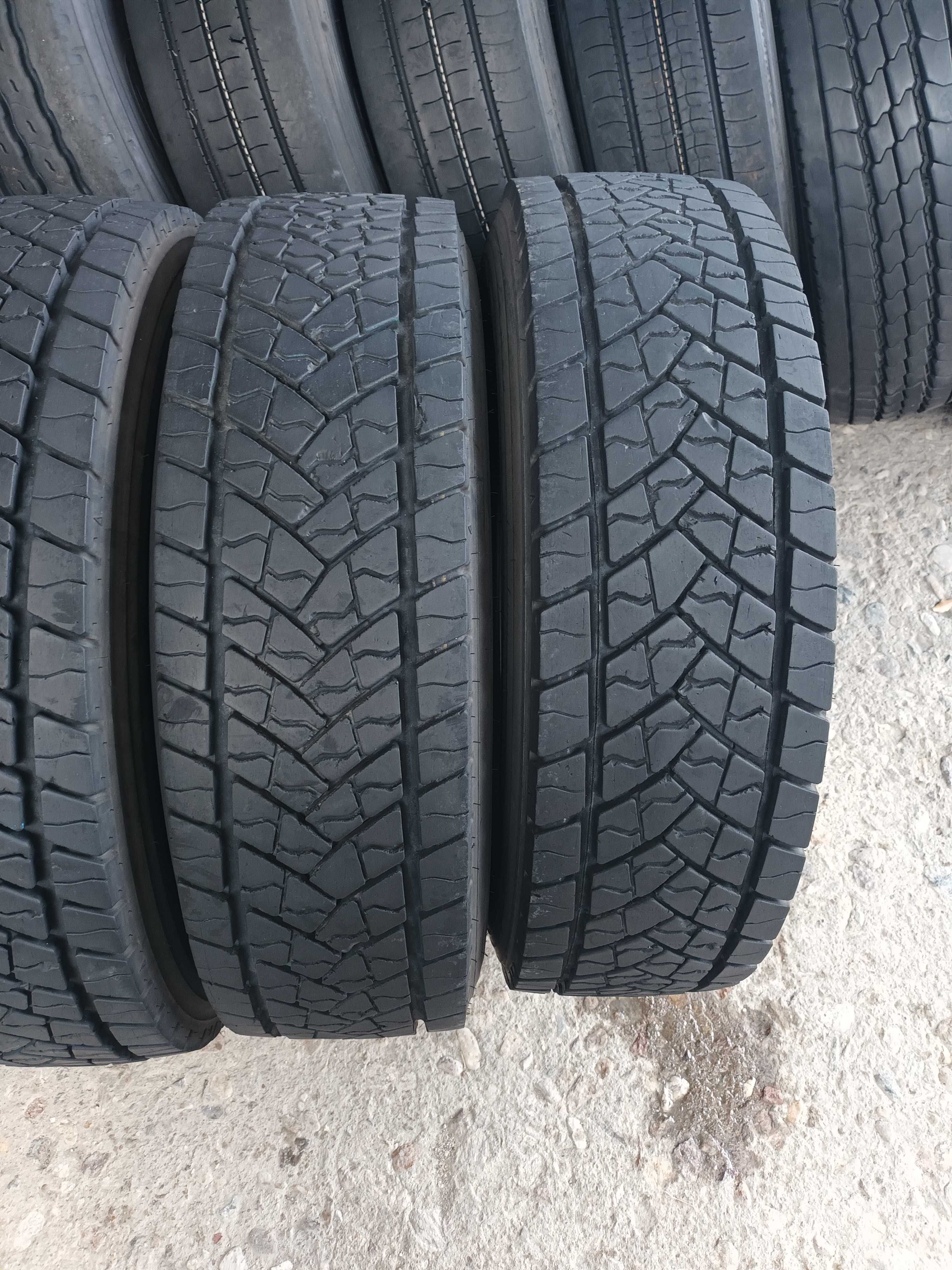 4 тежкотоварни гуми 215/75 R17.5 Goodyear KMax D 126/124M M+S