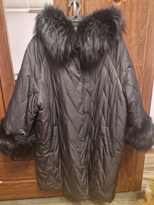 Полупальто (куртка) теплое зимнее с натуральным мехом