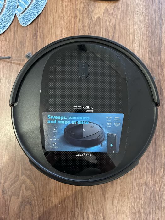 Прахосмукачка робот CONGA