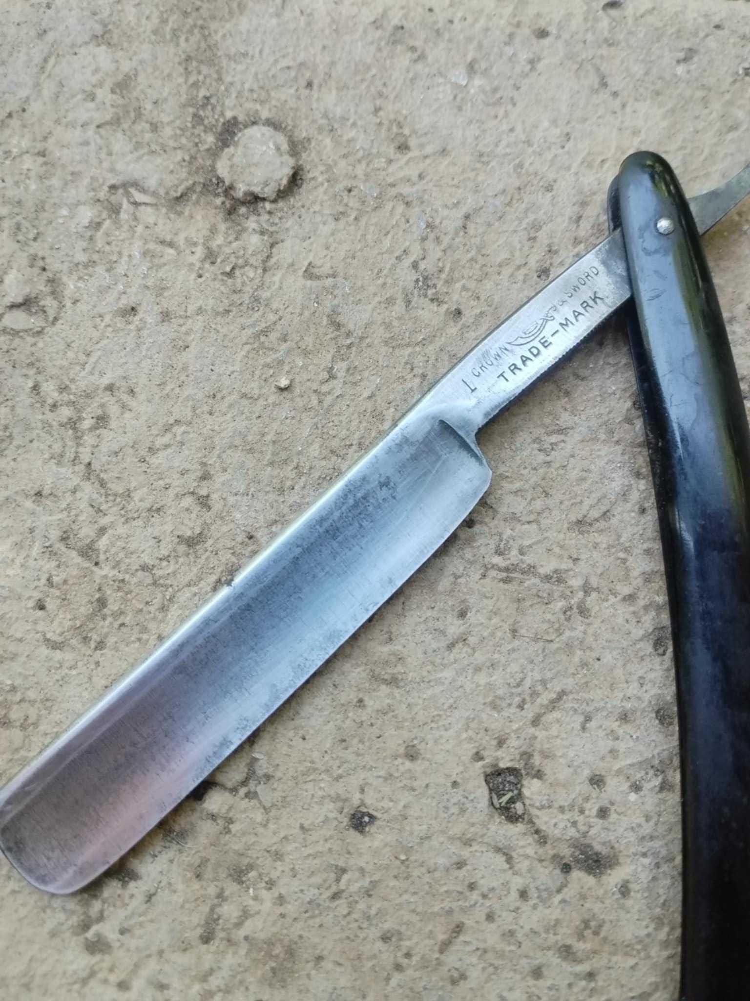 Стар бръснач Crown sword