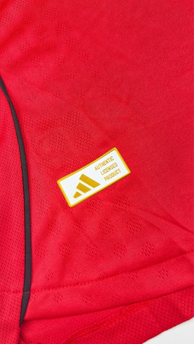 Футболни тениски