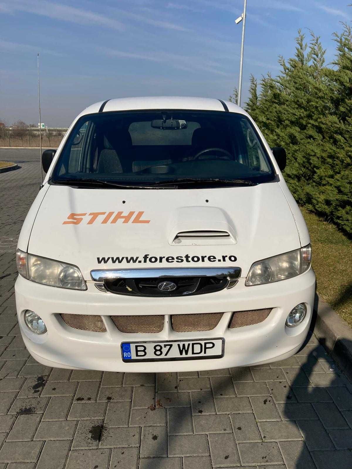 Hyundai H1 STAREX - 3 locuri