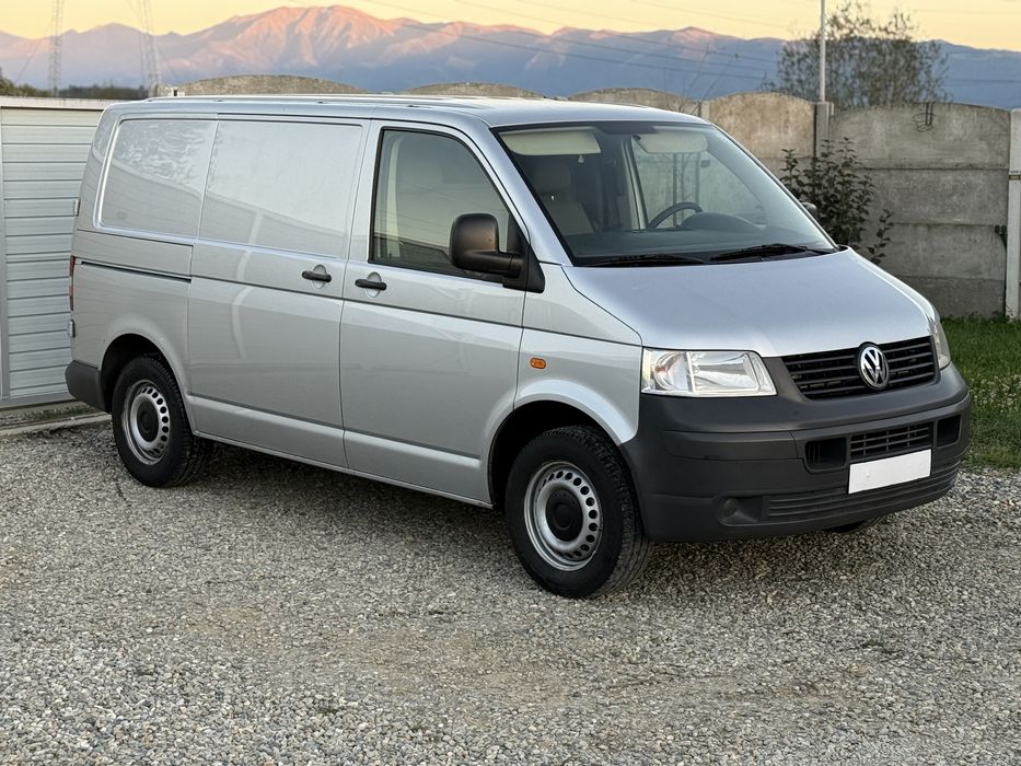 Volkswagen Transporter T5 - 2008 - A/C - Impecabil -
