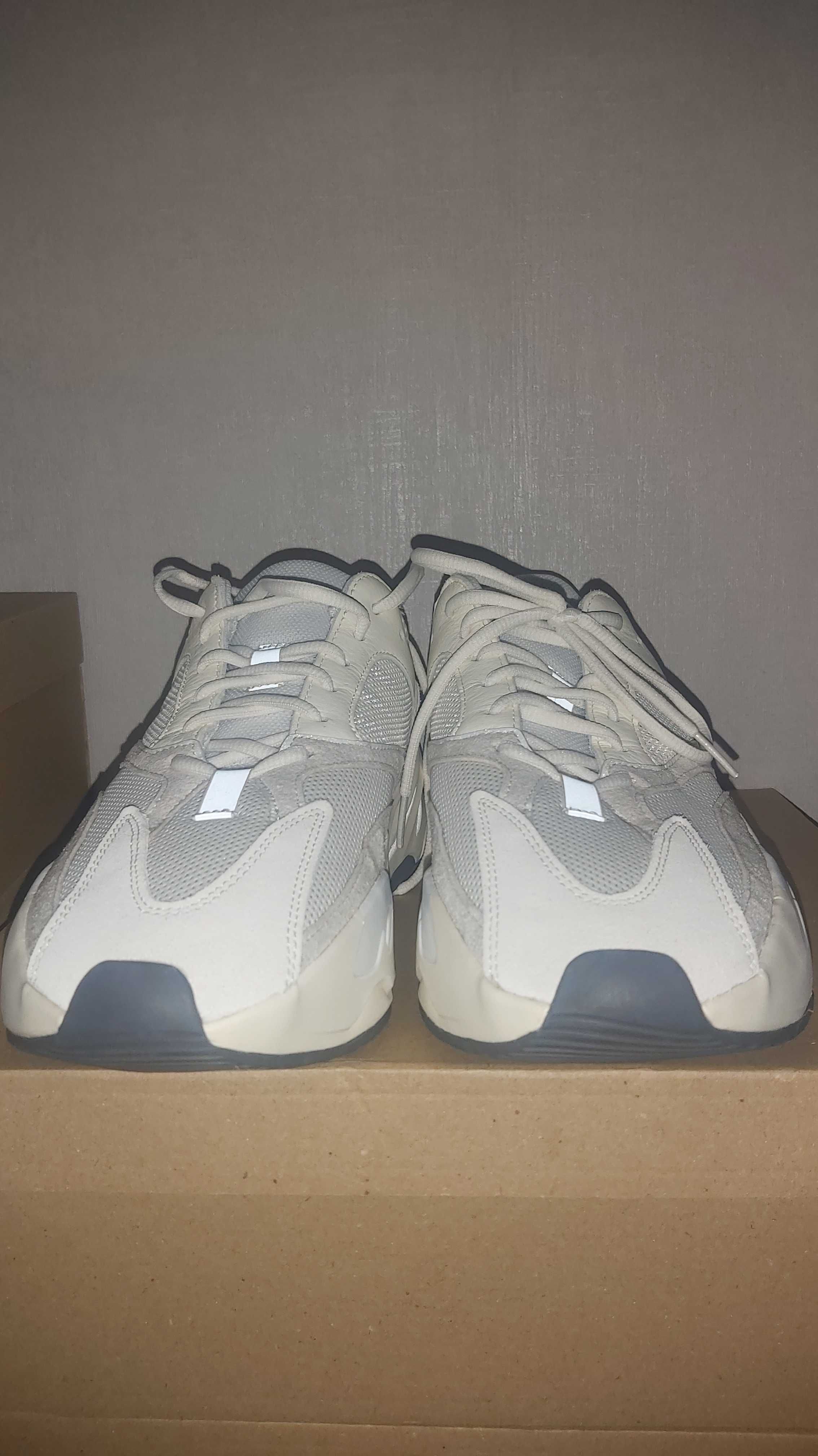 Adidas Yeezy Boost 700 "Analog" - Номер 44 2/3