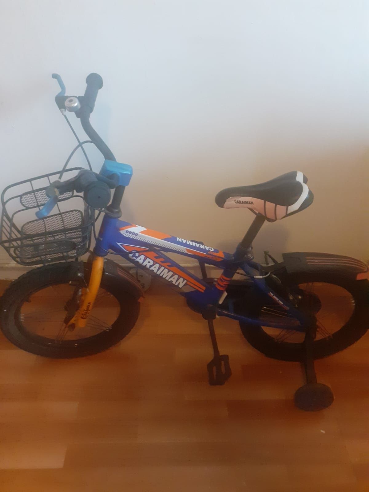 Bicicleta  aproape noua