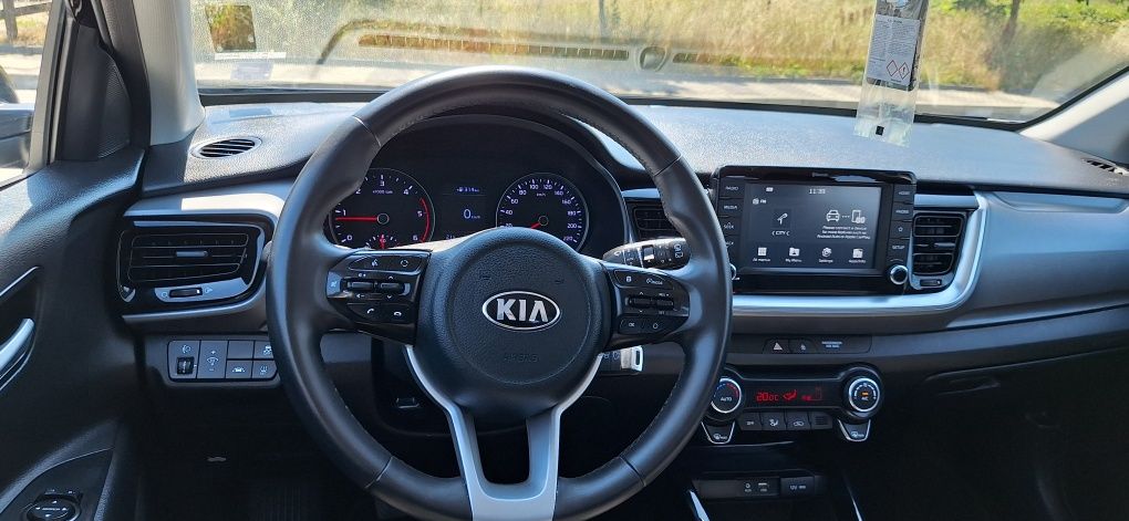 Kia Stonic 1.6 CRDi Style FULL НАВИ КАМЕРА
