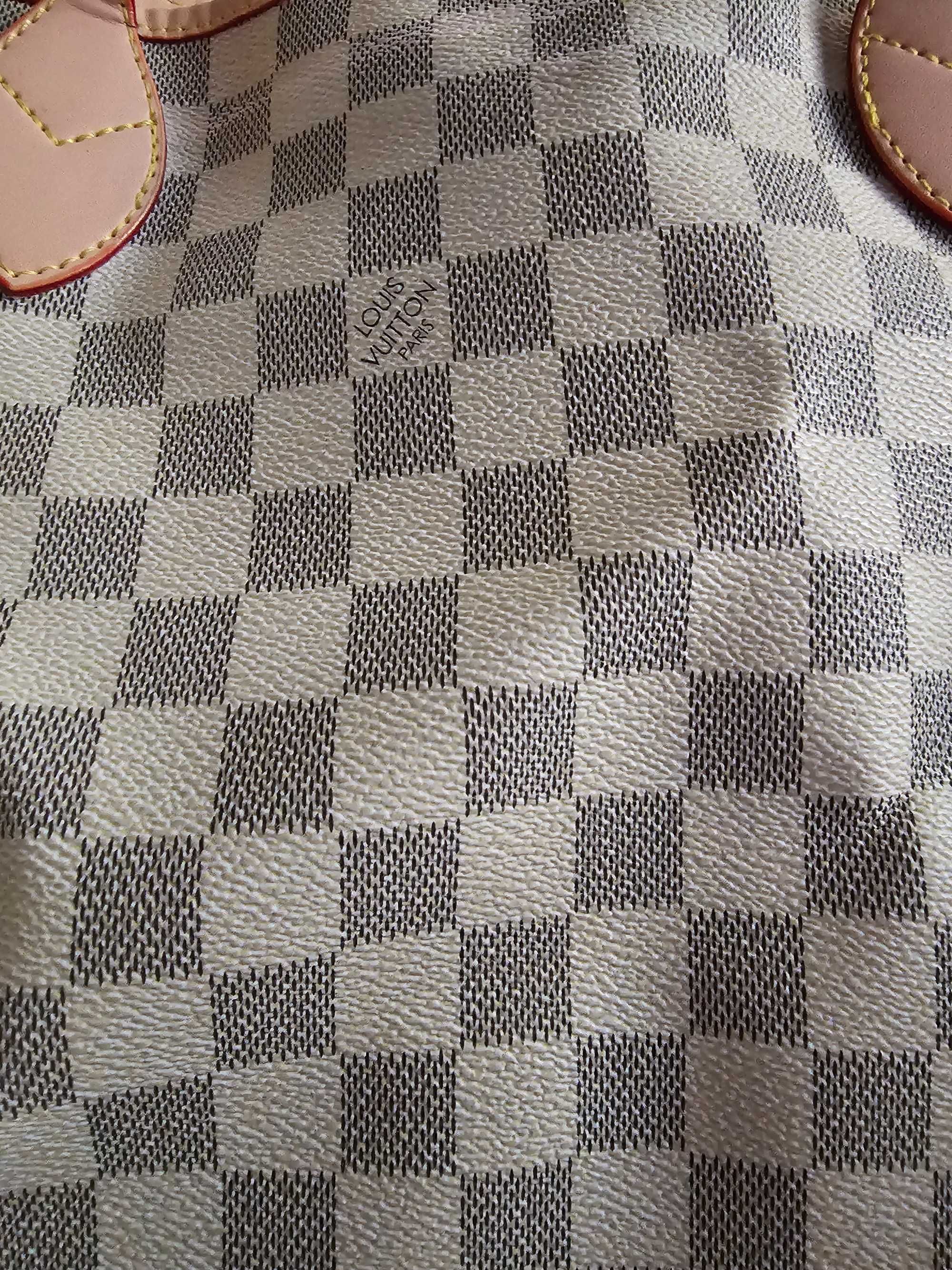 Дамска чанта Louis Vuitton