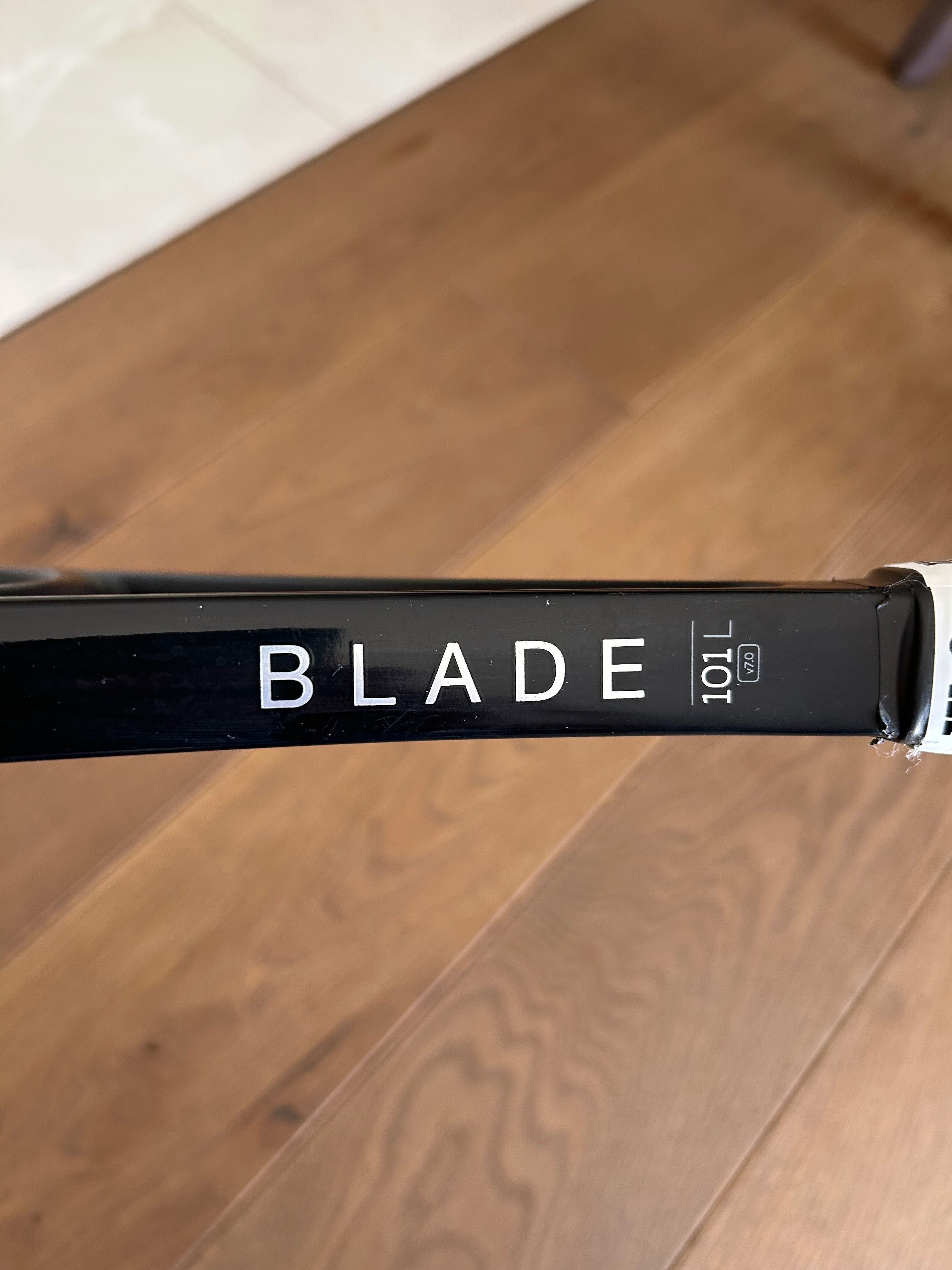 Тенис ракета Wilson Blade v7 101