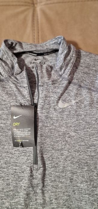 Спортна блуза Nike