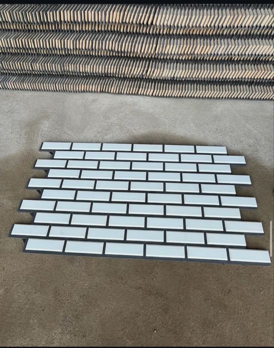 Fasadni plitkalar bor