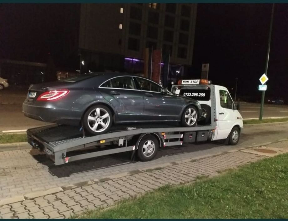 Tractări auto,platforma auto 24/7