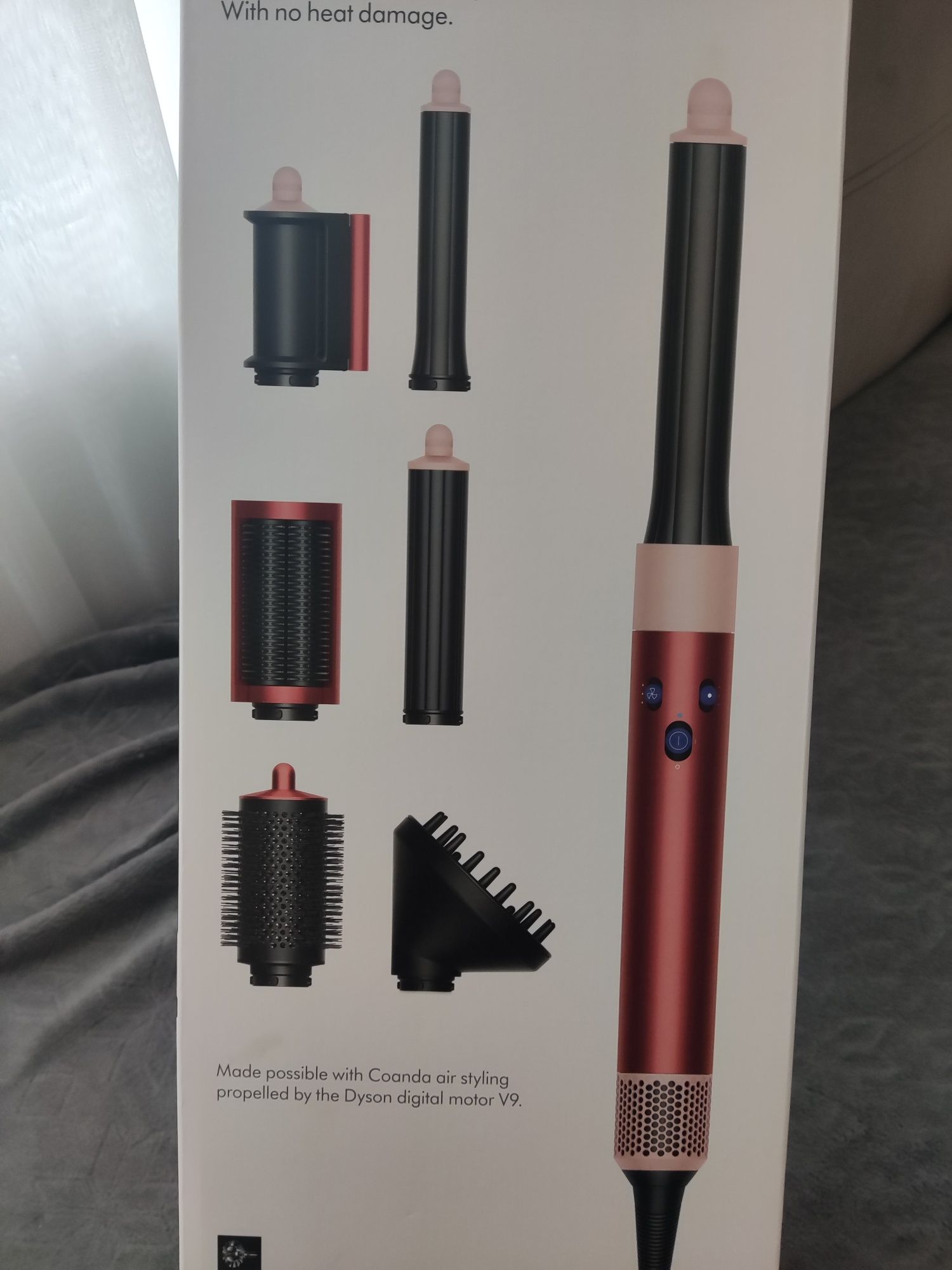 Маша Dyson HS05 Airwrap