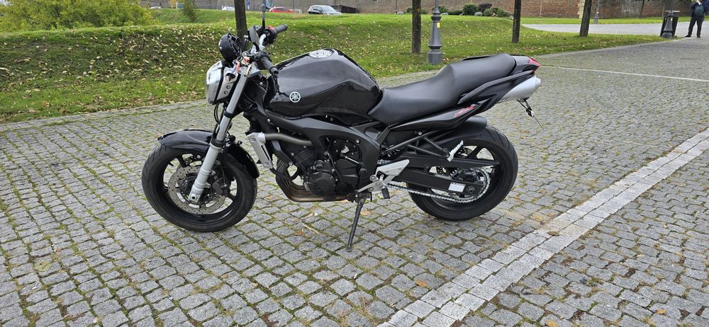 Yamaha FZ6N Fazer S2 07'