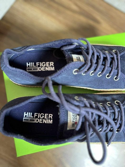 Tommy Hilfiger маратонки