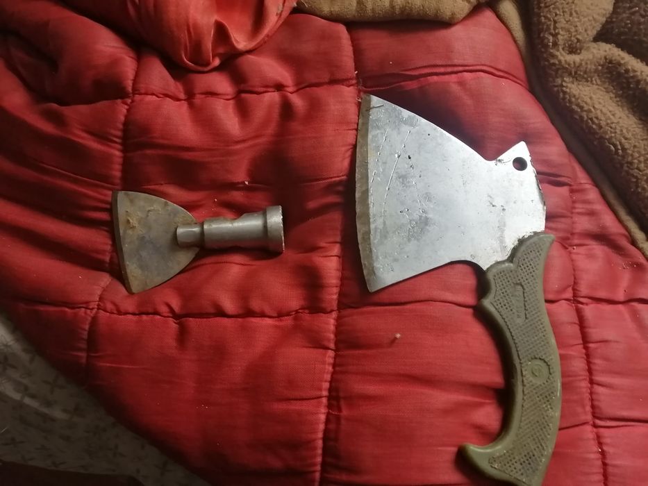 Топорик кухонный.