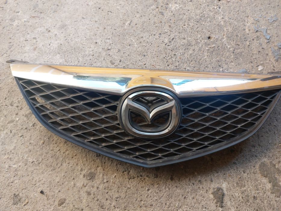 Радиаторна решетка за мазда 6