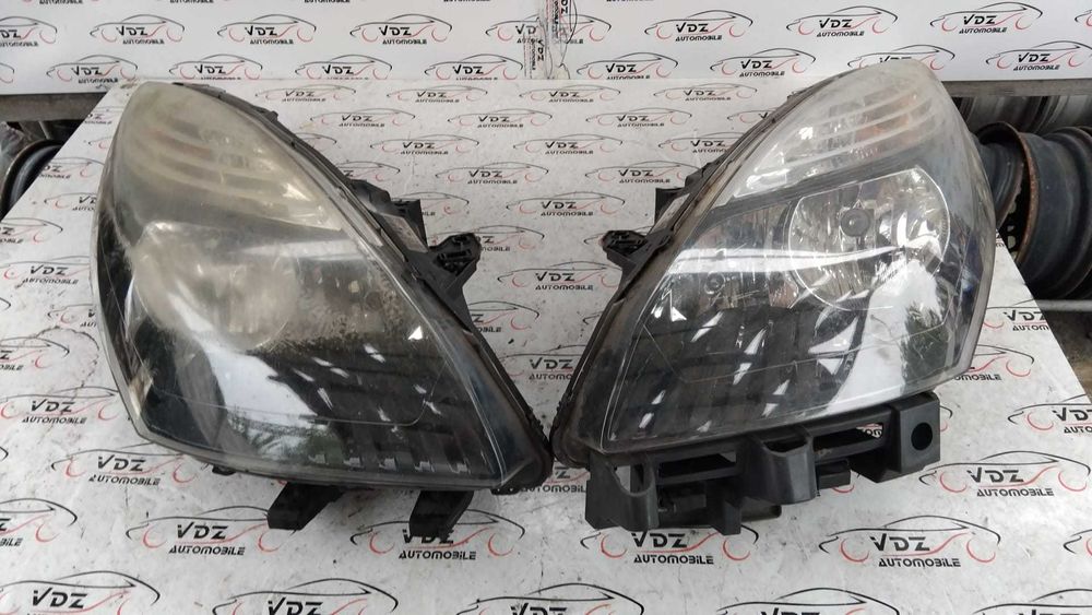 Far stanga-dreapta Scenic 3 an 2012