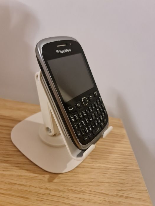 Blackberry Curve 9320 stare buna, incarcator telefon vechi de colectie