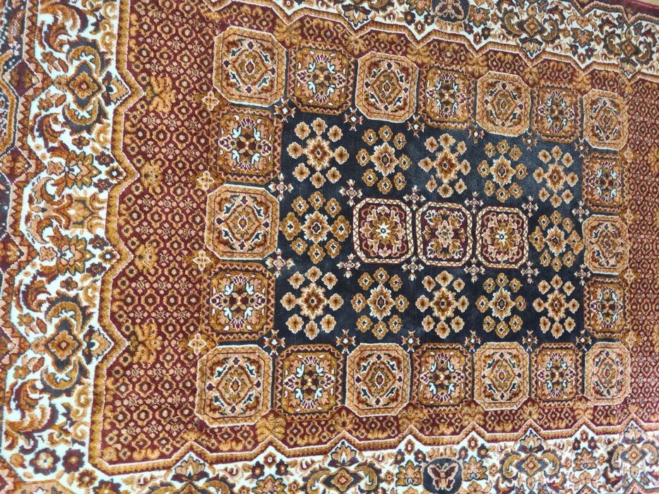 Продаётся покрывало на диван.