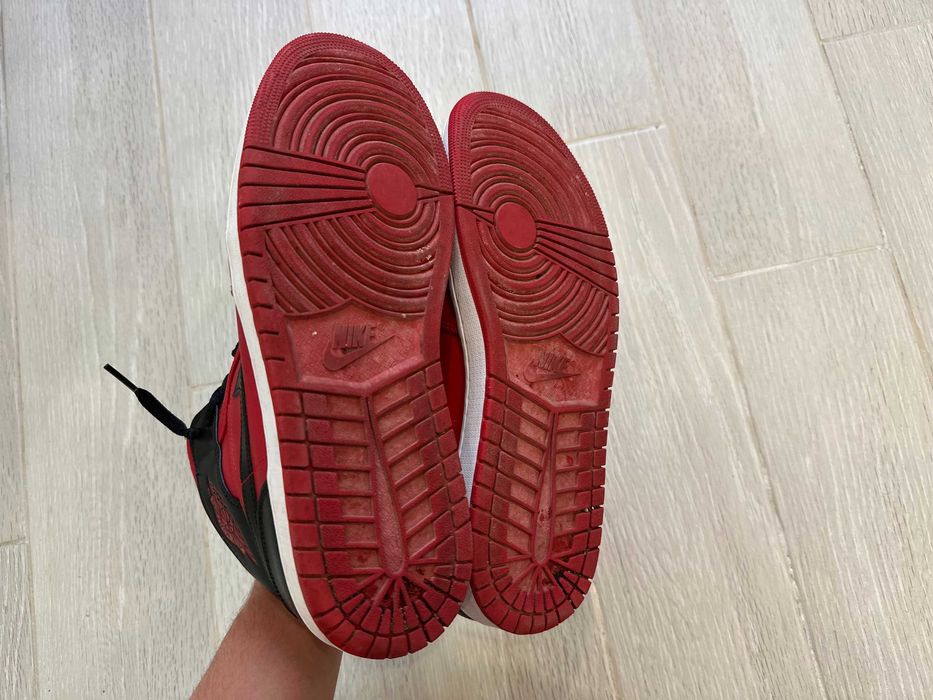 Jordan 1 air  mid reverse bred