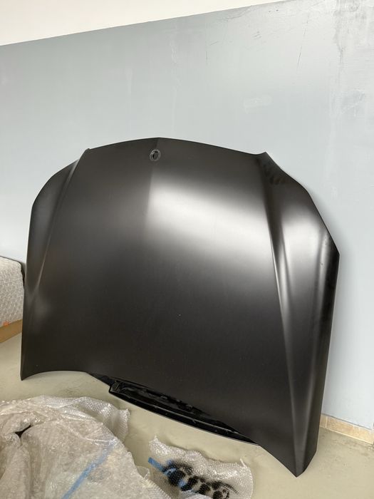 Преден капак за мерцедес W212