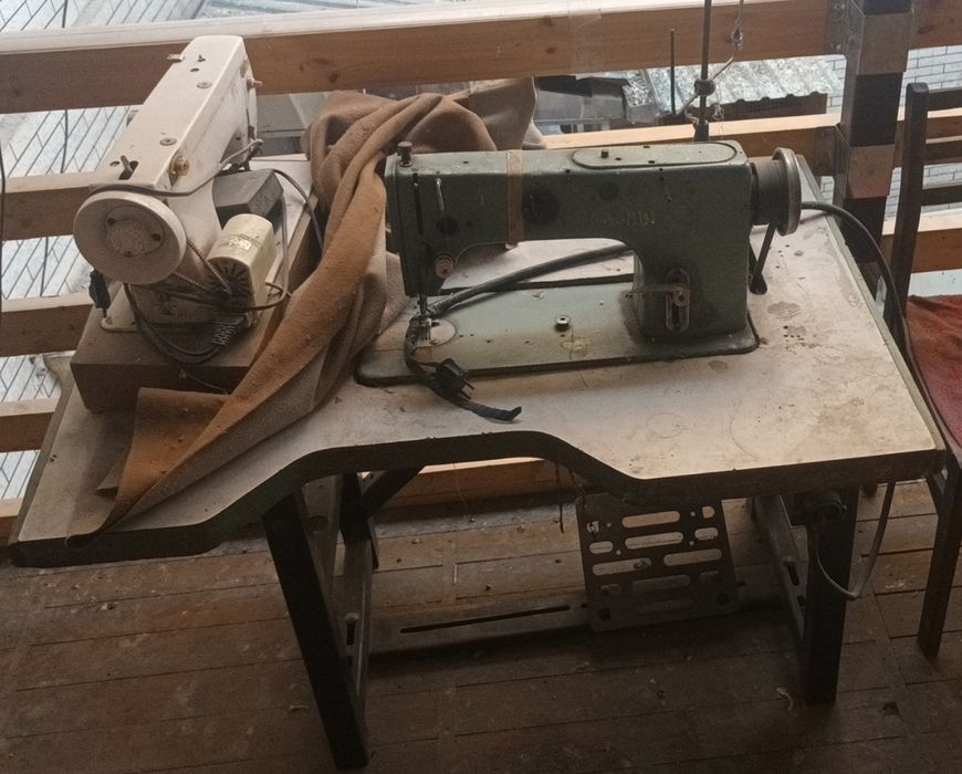 Tikuv mashina sotiladi 2ta