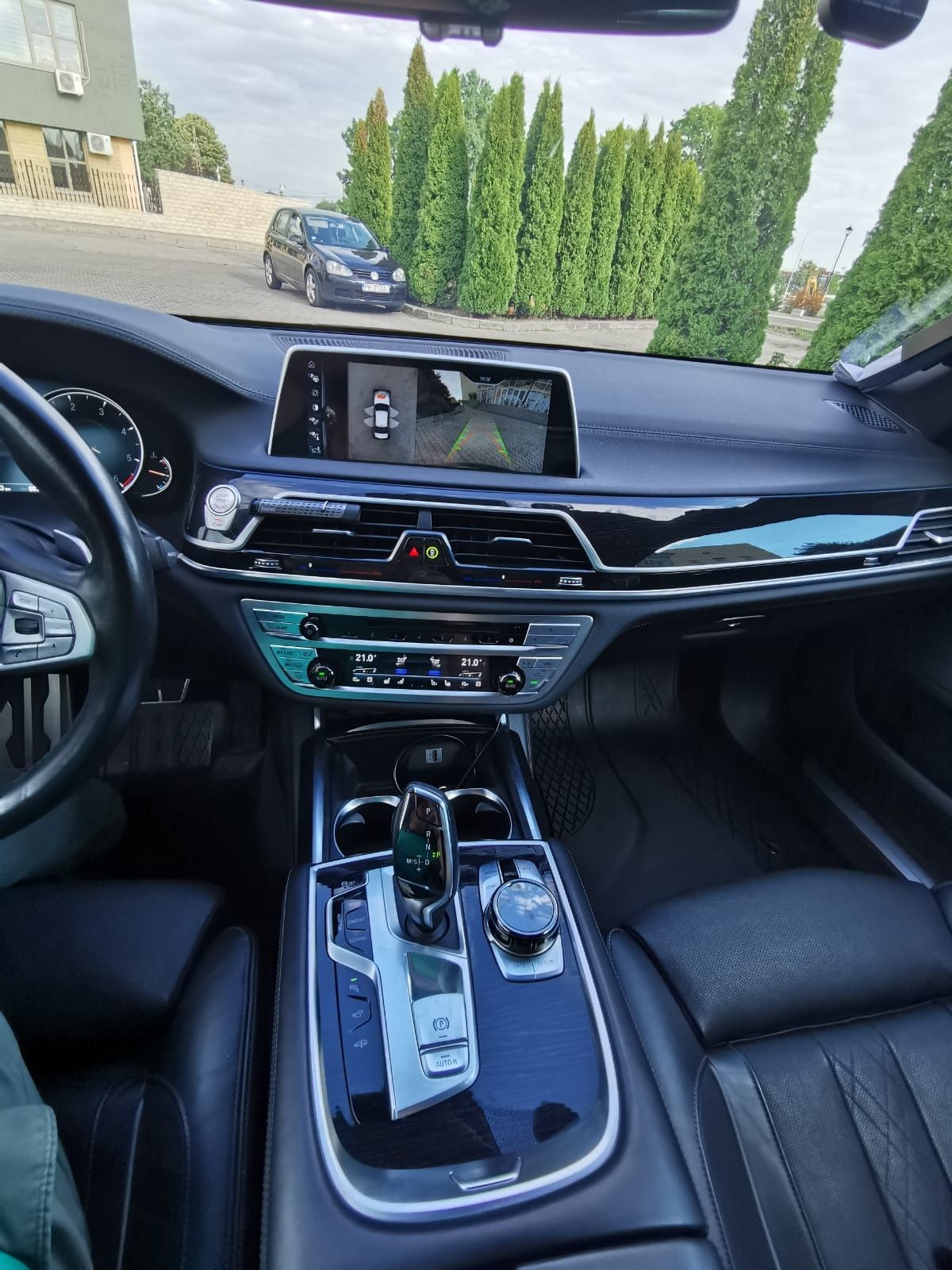 BMW seria 7, 730xd Pachet M, Harman, Soft,Carbon