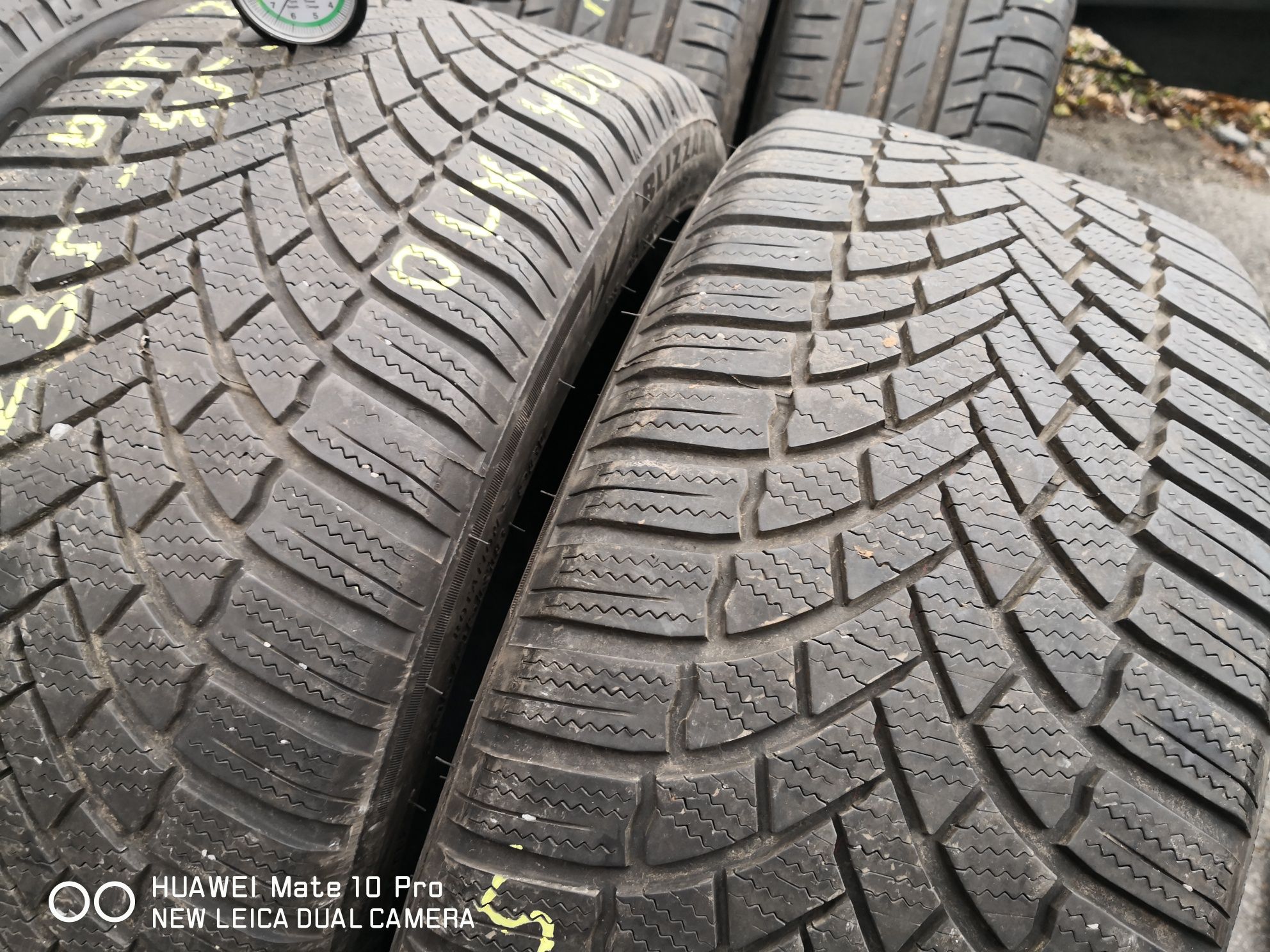 235 45 18 цола гуми Bridgestone dot 20 23