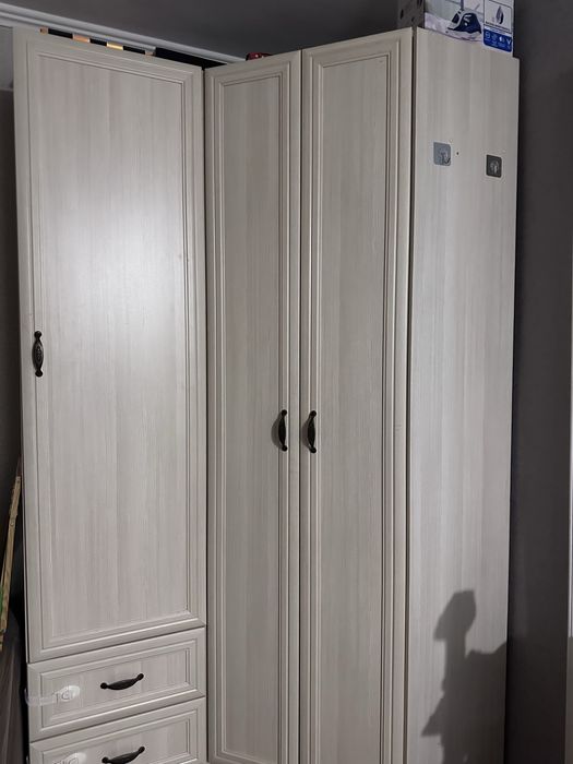 Шкаф угловой Шкаф пенал комод Спальный гарнитур