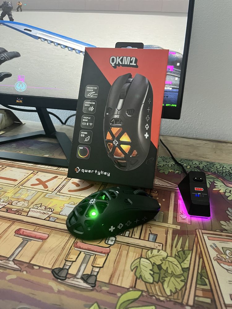 mouse qwertykey aproape nou