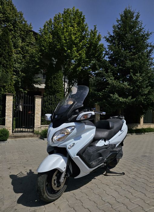 Maxi Scuter Suzuki Burgman 650 Executive