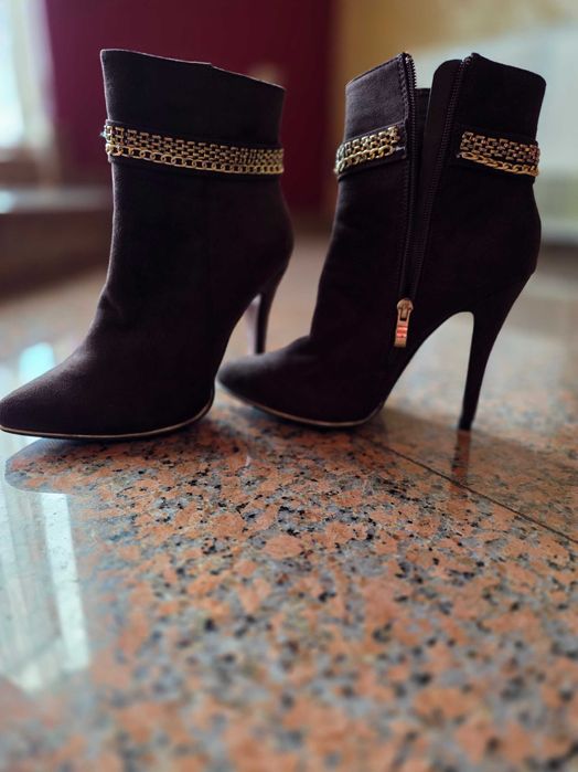 Боти кафяви 39..