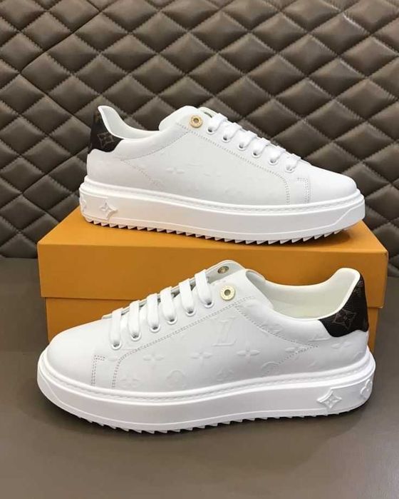 Обувки сникърси луксозни LV