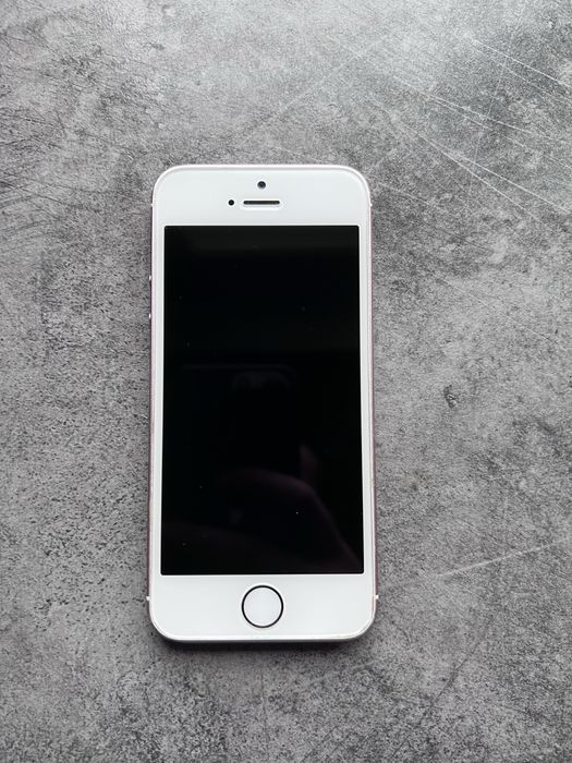 Iphone SE rose gold