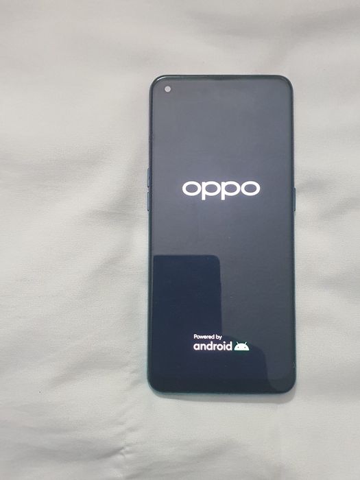 Oppo Reno 5 Lite.