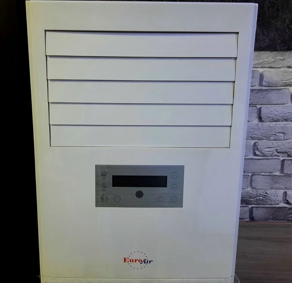 Kolonniy Konditsioner 24BTU EuroAir