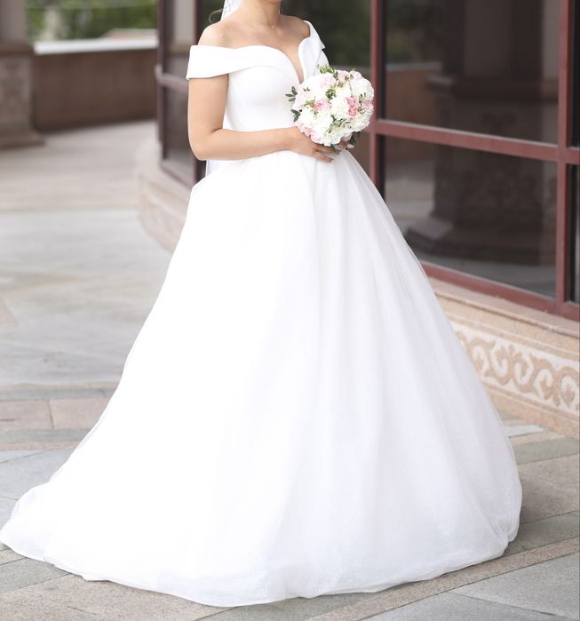 Продам свадебное платье