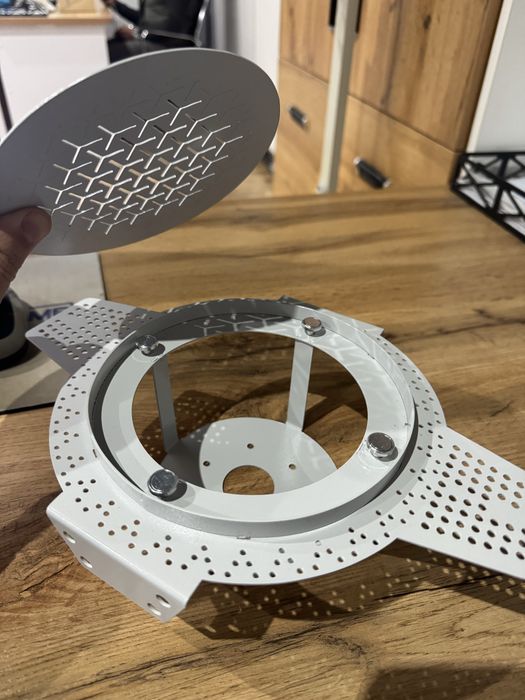 Кронштейн для яндекс станции и пожарных датчиков сигнализации