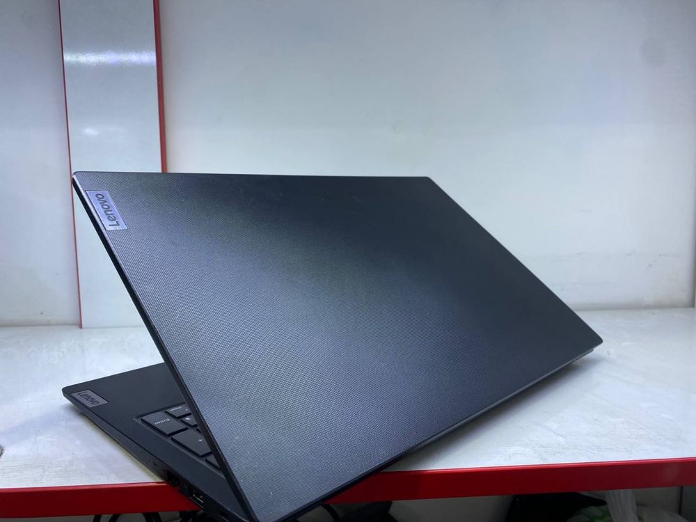 lenovo 23 kun ishlatilgan ideal holatdagisi keldi ssd lik qotmidigani