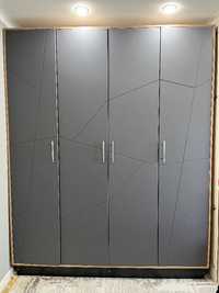 Продам 4-х дверный шкаф в хорошем состоянии, в использовании 2 года