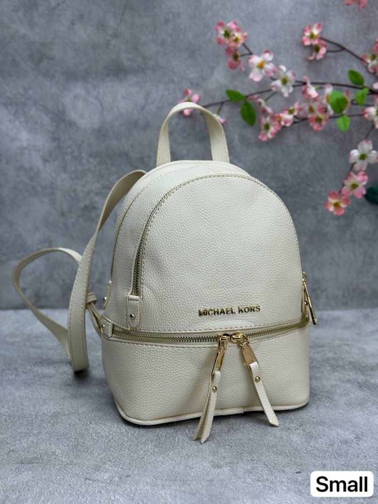 Ghiozdan/Rucsac Michael Kors noi!