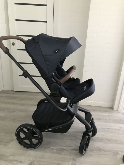 Коляска Easywalker Harvey 3 Premium