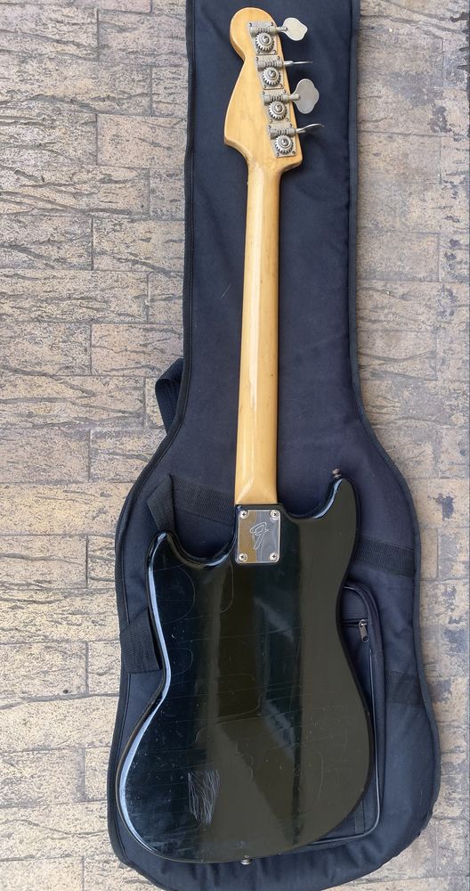 chitara bass Fender Musicmaster Bass