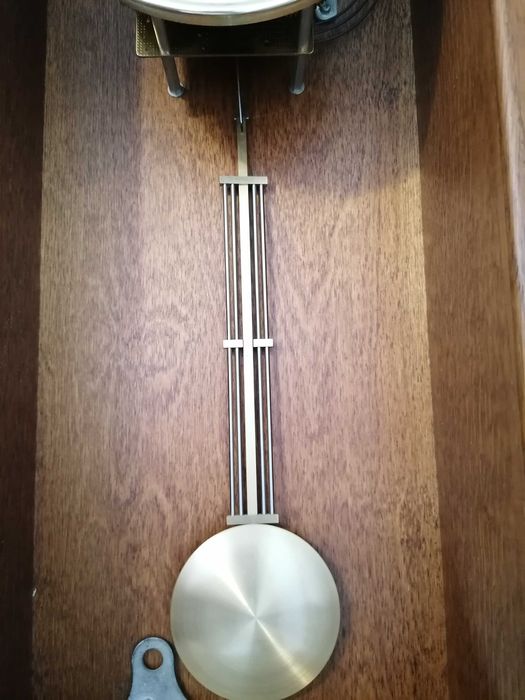 Ceas antic cu pendul